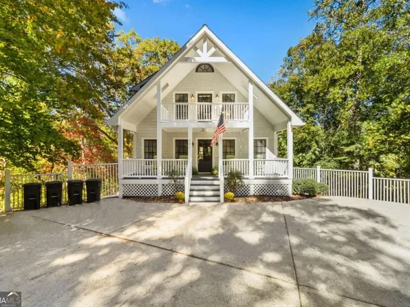 281 Chestatee View Dr, Dawsonville, GA 30534