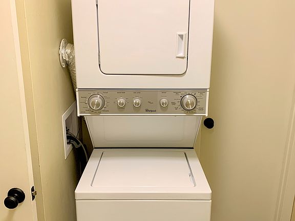 5th image of 518 E 7th St #8208a3c7a