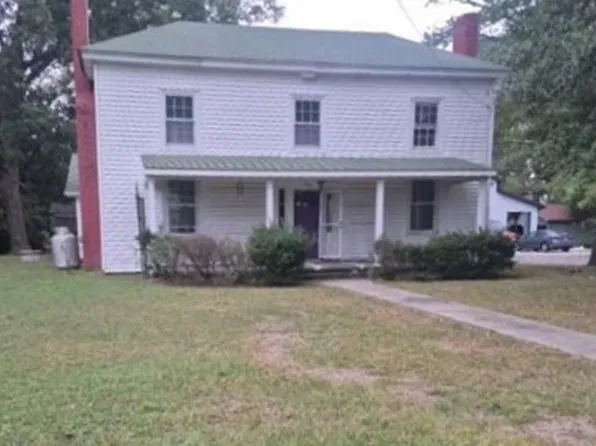 13404 Queen St, Disputanta, VA 23842