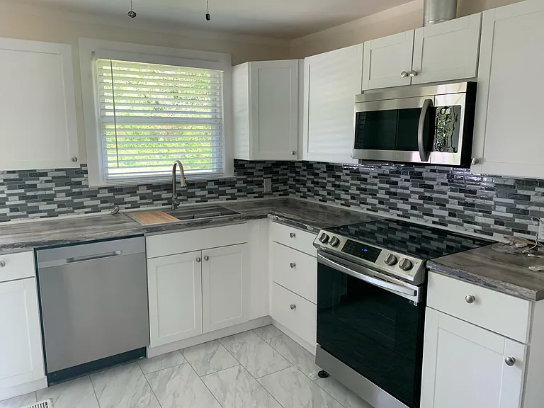 5023 Kenner Ave — Photo 2