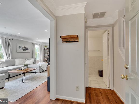 3rd image of 2808 Emma Lee St APT 303