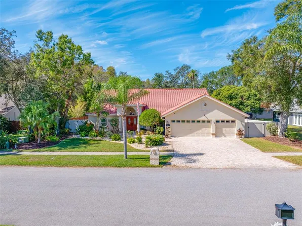 514 Whispering Lakes Blvd, Tarpon Springs, FL 34688