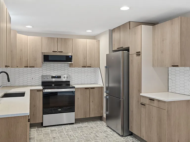 769 Feather Pl — Photo 9