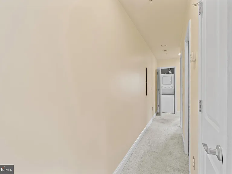 922 Madison St NW #304 — Photo 9