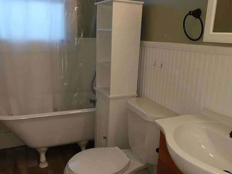 807 Monroe Dr NE #B — Photo 8