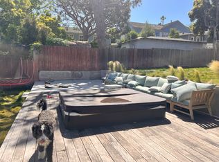 1545 3rd St, Manhattan Beach, CA 90266