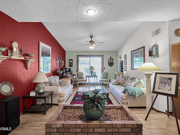 3rd image of 4026 W Meadow Drive