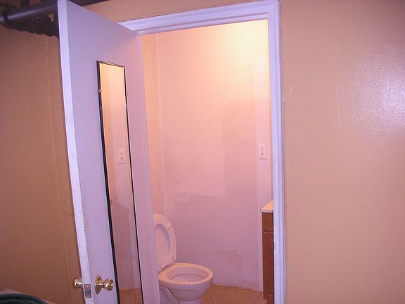 5th image of 2058 Edenwald Ave