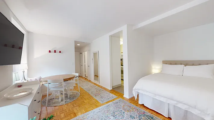 Rented by Compass | media 4