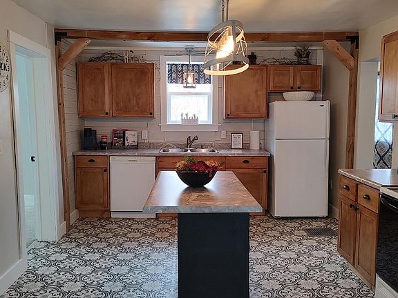5th image of 109 W Prospect Ave #W