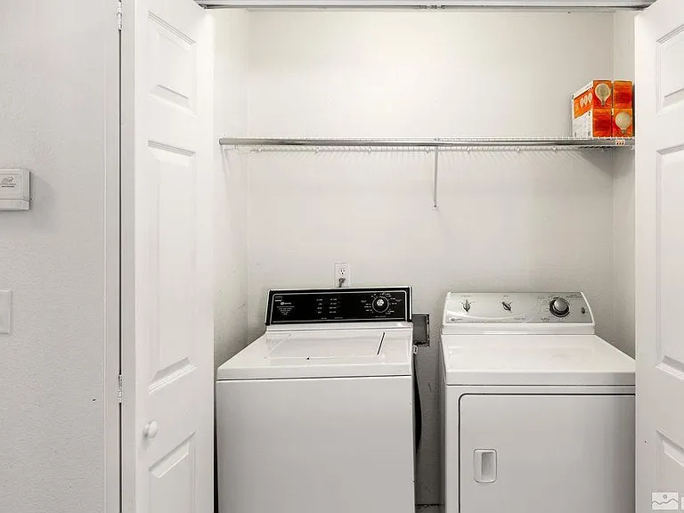 4073 Royal Sage Dr — Photo 14