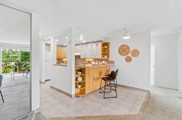 2 bed, 897 sqft, $3,250 — Photo 2