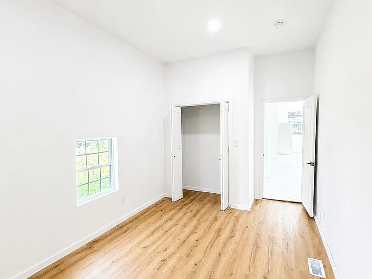 2228 N 6th St #2 — Photo 5