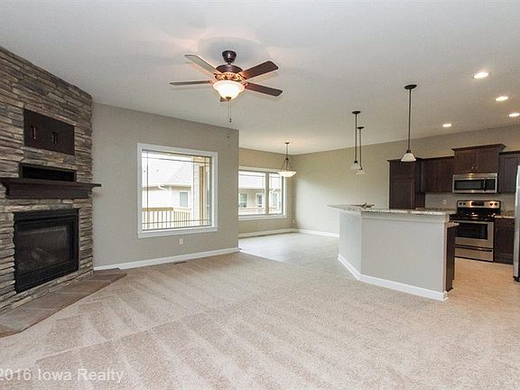 2nd image of 1808 NW Ash Dr