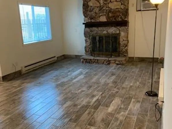 8331 W Northridge Ct, Milwaukee, WI 53223