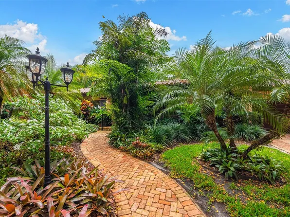 1514 Zuleta Ave, Coral Gables, FL 33146