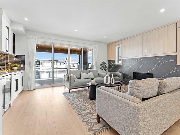 3rd image of 60 E Timberline Way SW