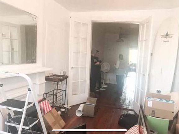 3rd image of 121 Bedford Ave APT 4L