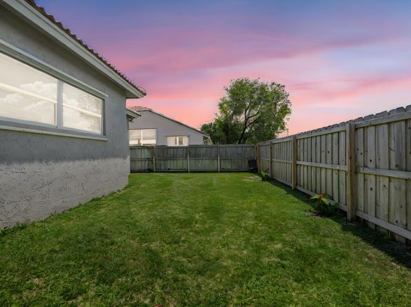 1834 Capeside Circle, Wellington, FL 33414
