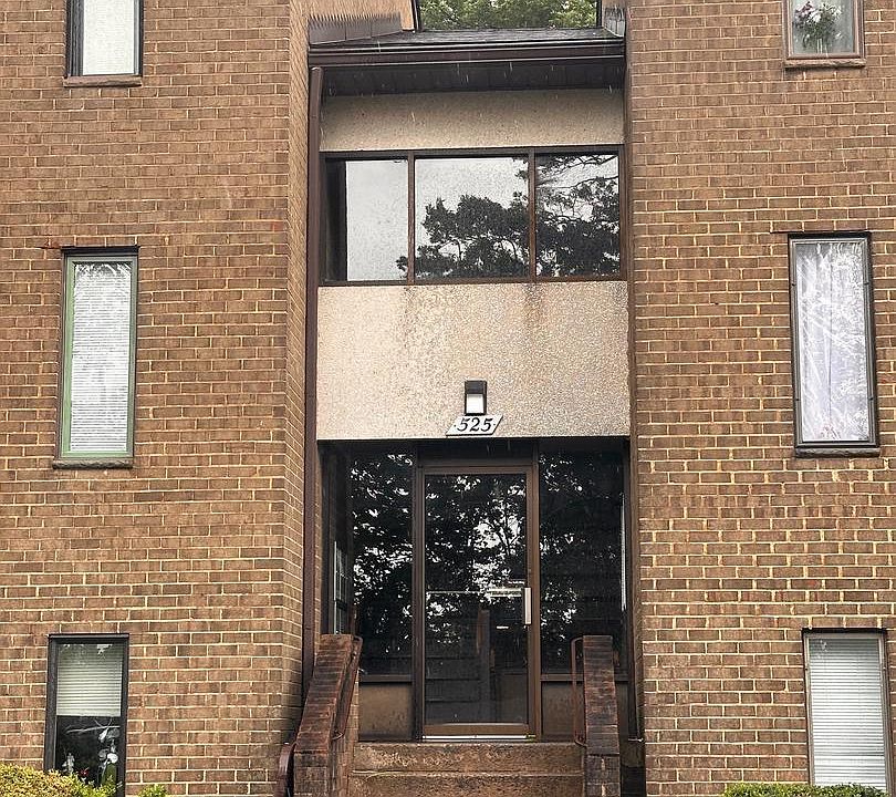 1st image of 525 Florida Ave APT 202