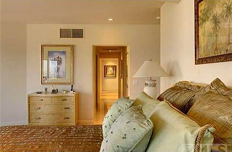 5th image of 100 Harbor Dr #3305/6