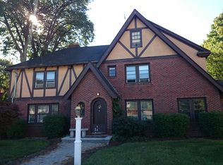 1658 Centre St, West Roxbury, MA 02132