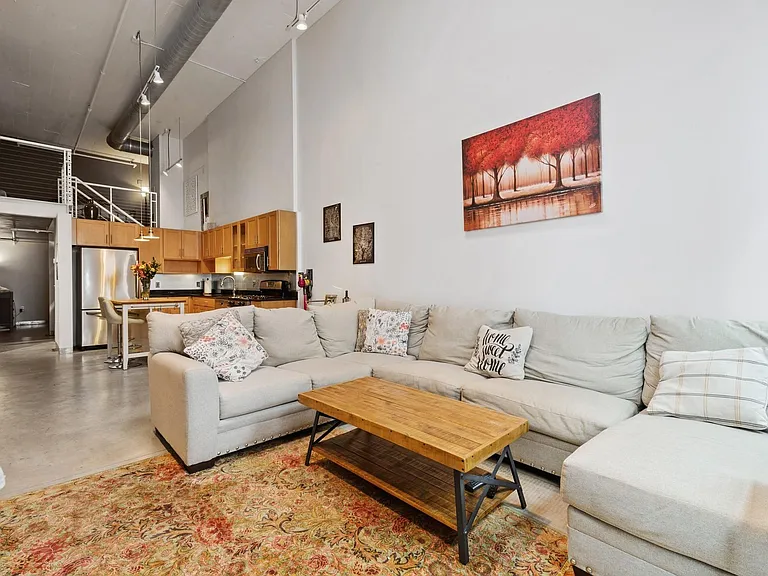 250 Park Ave #712 — Photo 3