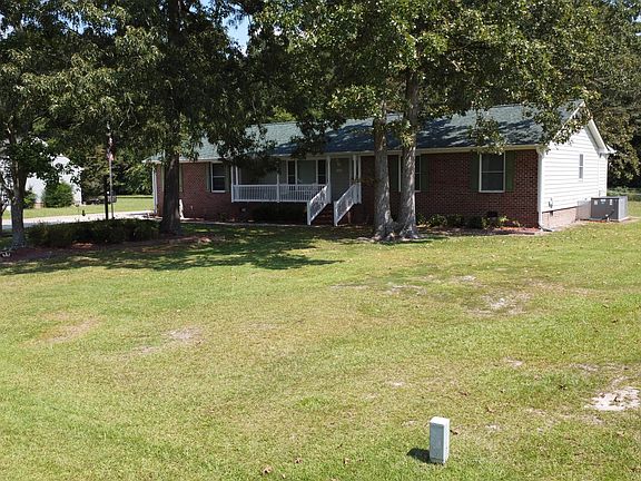 3rd image of 108 Amhurst Drive