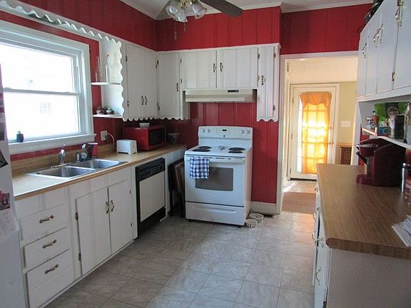 2nd image of 222 S Highland Ave
