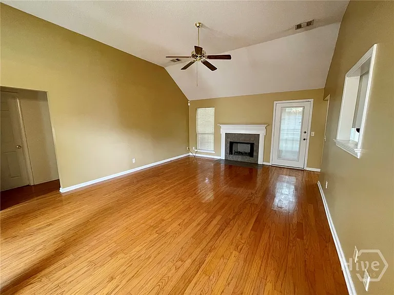 102 Cormorant Way — Photo 2
