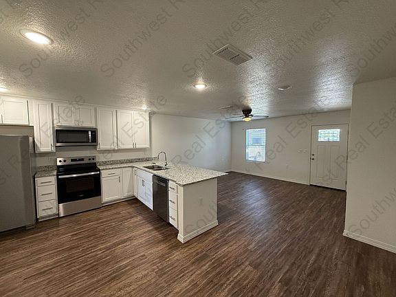 3rd image of 2117 Bobwhite Ct #B