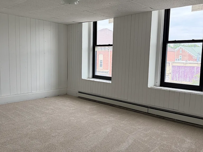 127 W Main St #2 — Photo 1