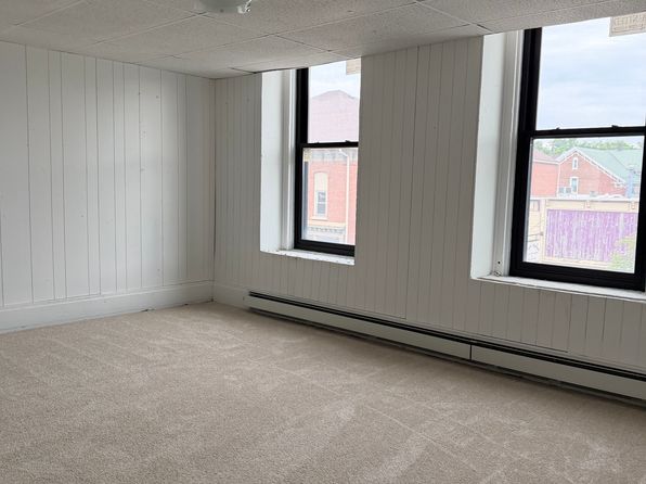 127 W Main St #2