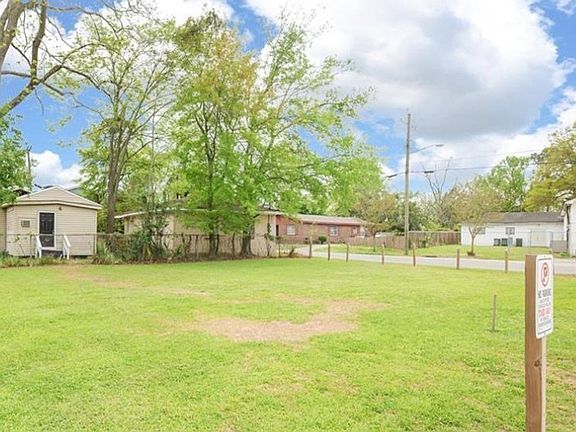 4th image of 1510 Augusta Avenue