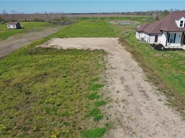 2989 E State Highway 46 Hwy, Saint Bernard, LA 70085