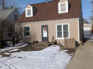 2217 E Ten Mile Rd, Royal Oak, MI 48067