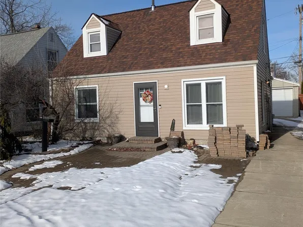 2217 E Ten Mile Rd, Royal Oak, MI 48067