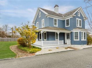 23 Montauk Hwy, Westhampton, NY 11977