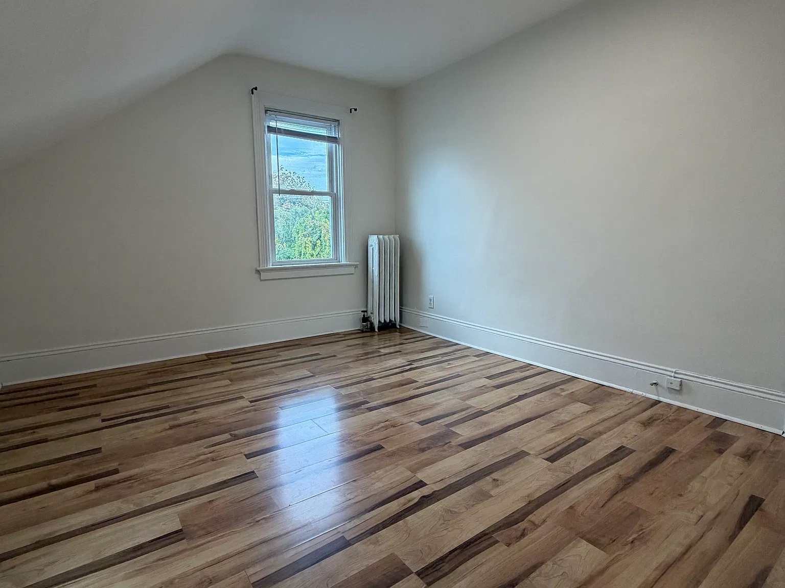 1 bed, $1,050 — Photo 2