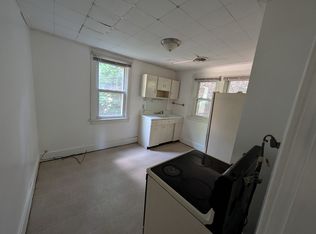 1253 Chartiers Ave Floor 2, Pittsburgh, PA 15220