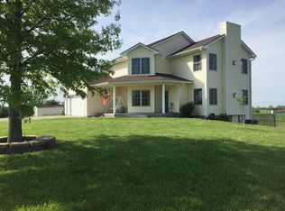 24201 NE 172nd St, Kearney, MO 64060