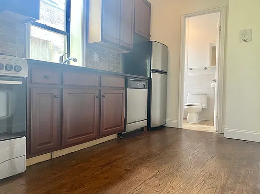 Rented by Corcoran | media 8