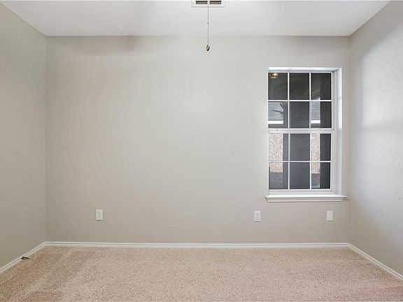 5th image of 9616 Linton Dr