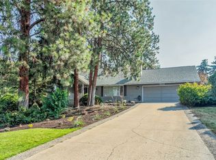 2605 Alberta Ct, Kelowna, BC V1W 2X8