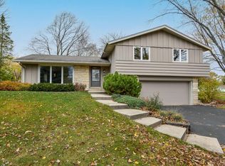 3385 Bermuda Blvd, Brookfield, WI 53045