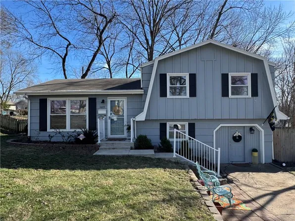 1605 NE 62nd Ter, Kansas City, MO 64118
