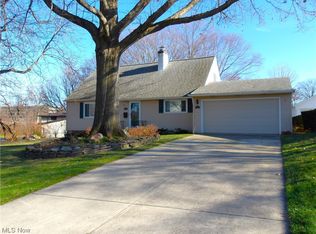 3315 Higley Rd, Rocky River, OH 44116