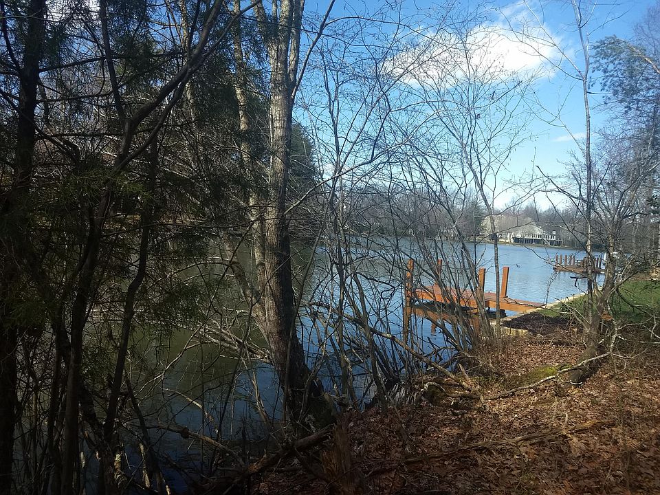 2nd image of 145 Hedgewood Point