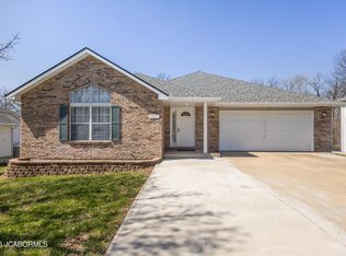 4013 N Citation Dr, Columbia, MO 65202