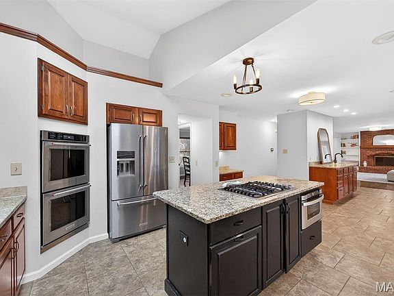4th image of 16839 Kehrsbrooke Ct